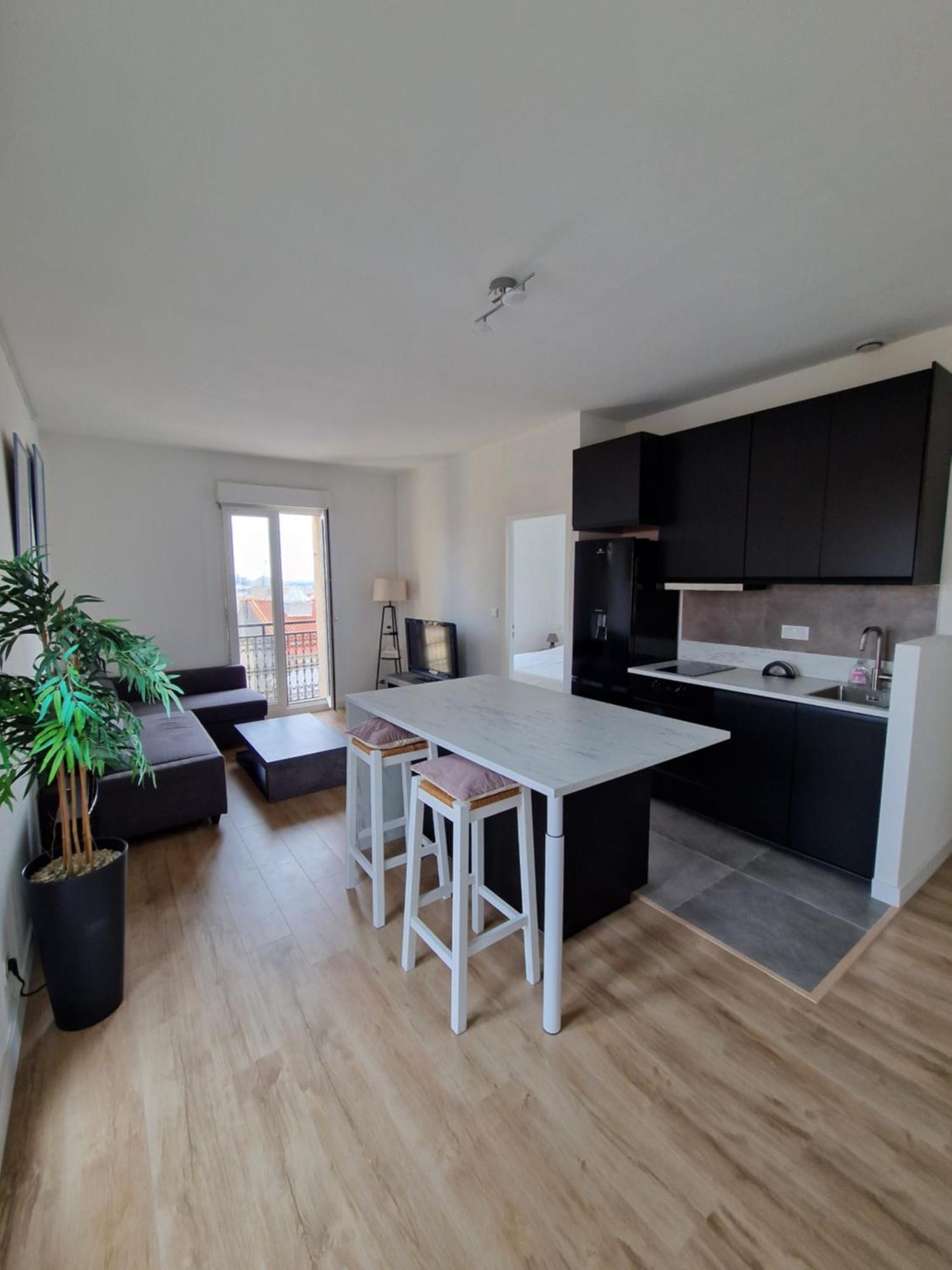 Bel Lumineux Avec Vue En Centre-ville Appartement